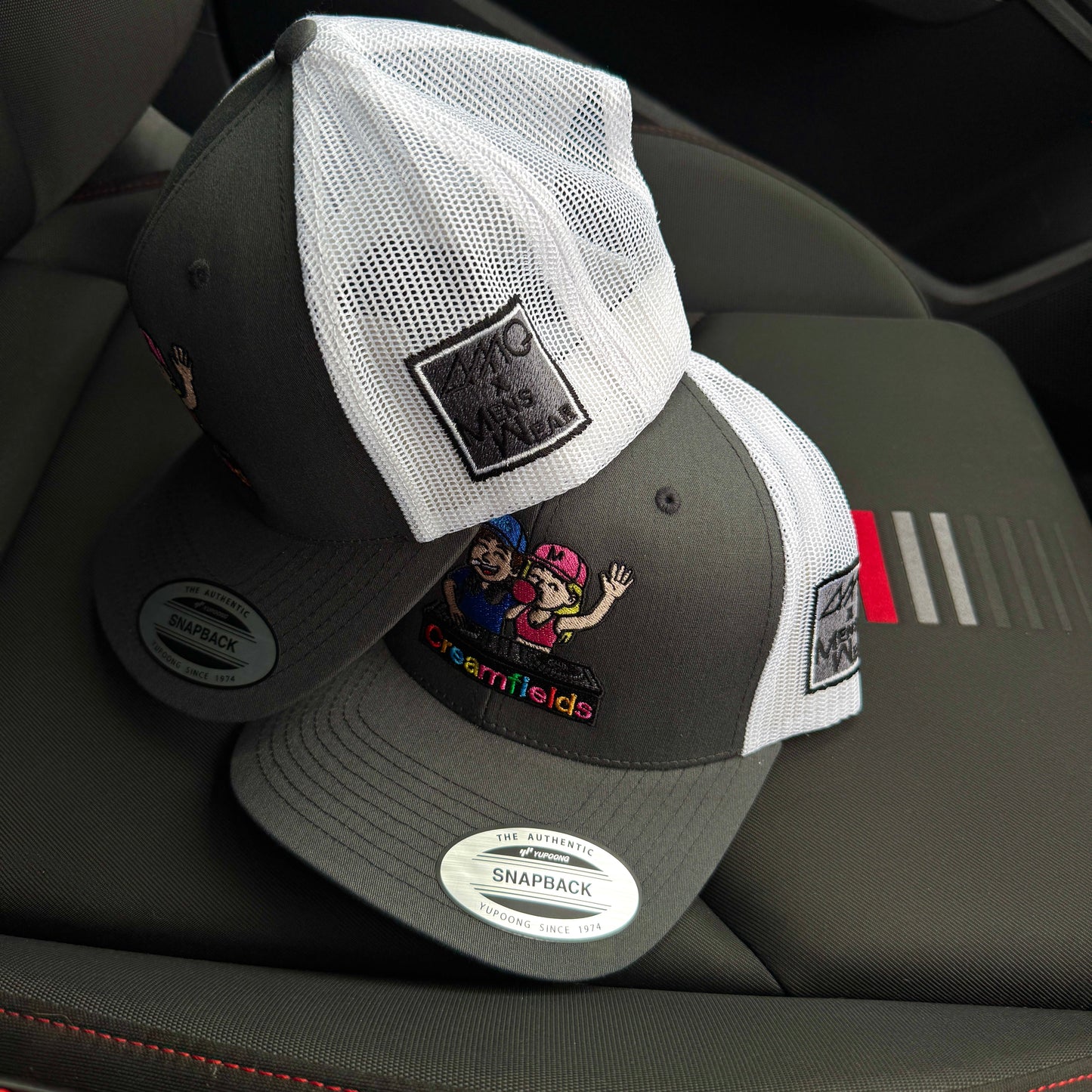 Creamfields 2025 Collab Cap ‘AMQ x OMW’ - Grey/white